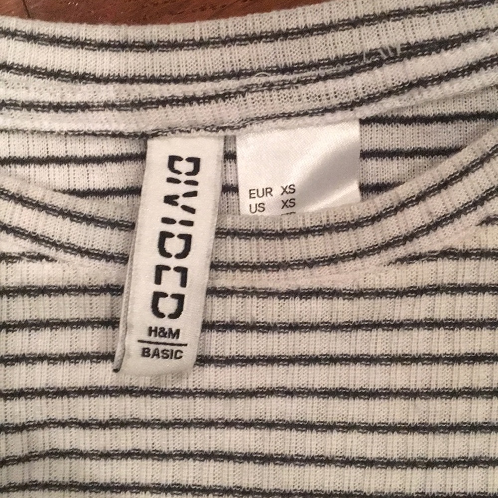 H&M Ribbed Stripe Crop Top - Picture 4 of 4